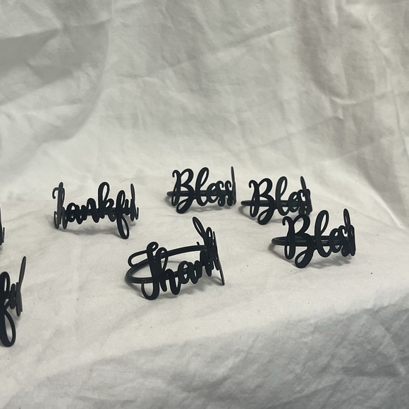 9 Black Metal Napkin Rings  3- Blessed 4- Grateful and 2- Thankful - Picture 3 of 5